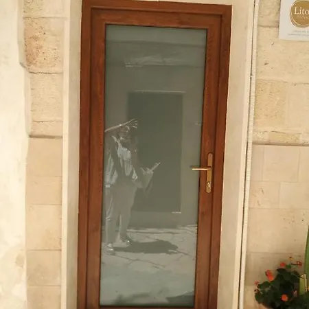 アパート Lithos House Pt 1p E 2p モノーポリ