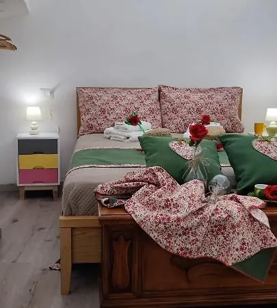 Lithos House Pt 1p E 2p アパート *