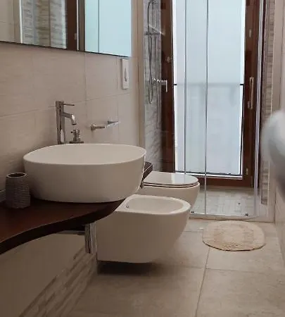 アパート Lithos House Pt 1p E 2p モノーポリ